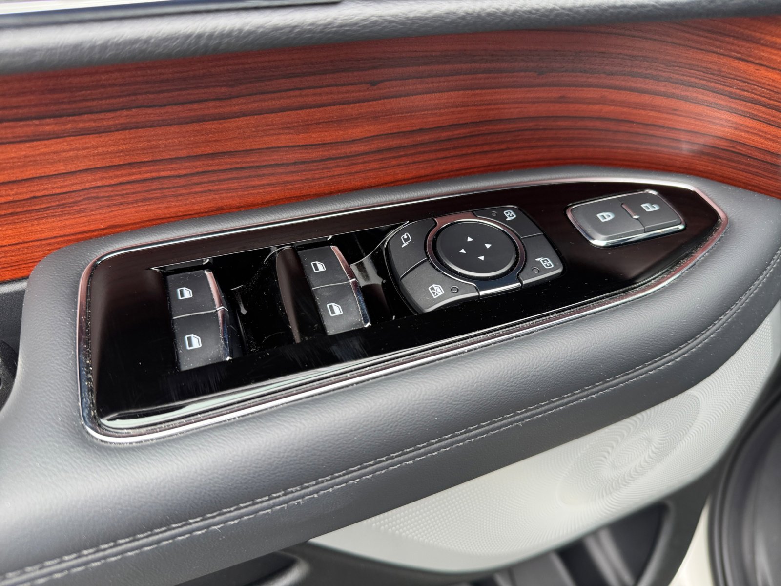 New 2024 Lincoln Navigator L Reserve image 19