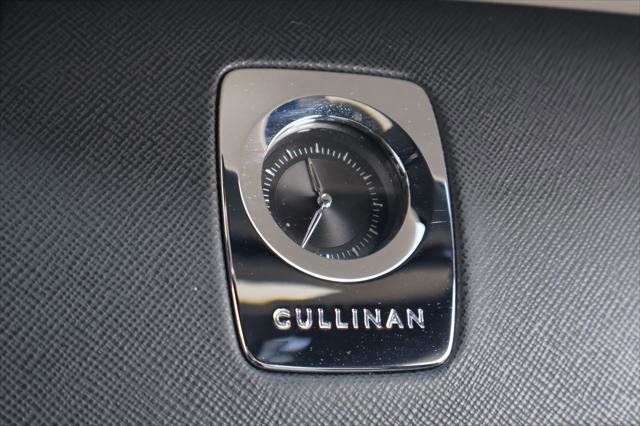 Certified 2022 Rolls-Royce Cullinan image 27