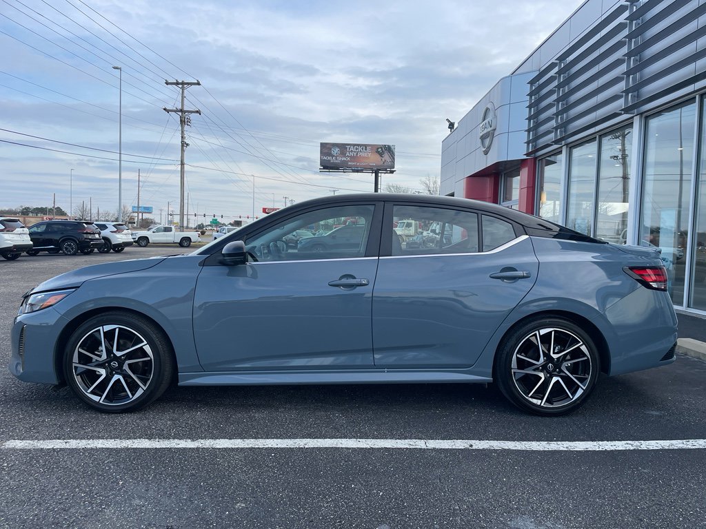 Used 2024 Nissan Sentra SR w/ SR Premium Package image 19