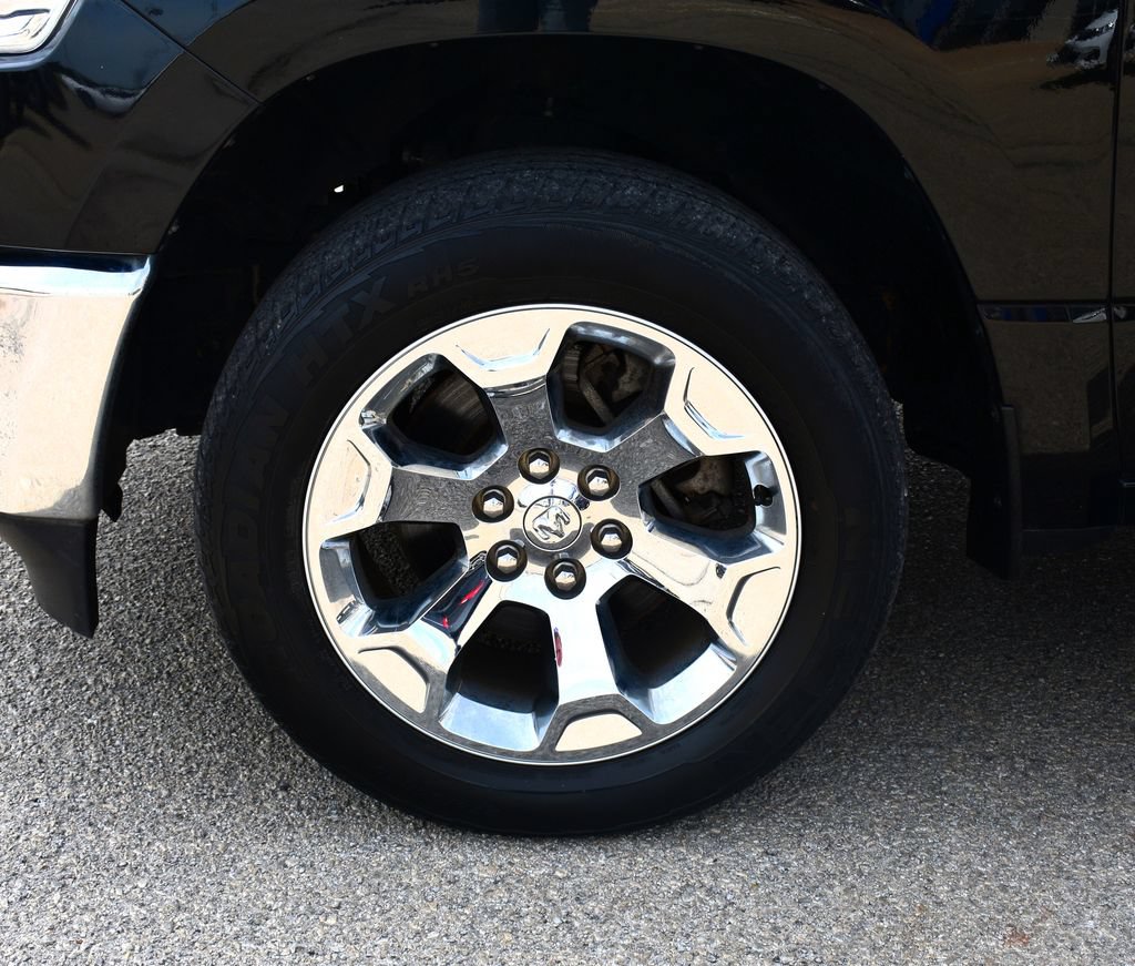 Used 2022 RAM 1500 Big Horn AWD/4WD image 6