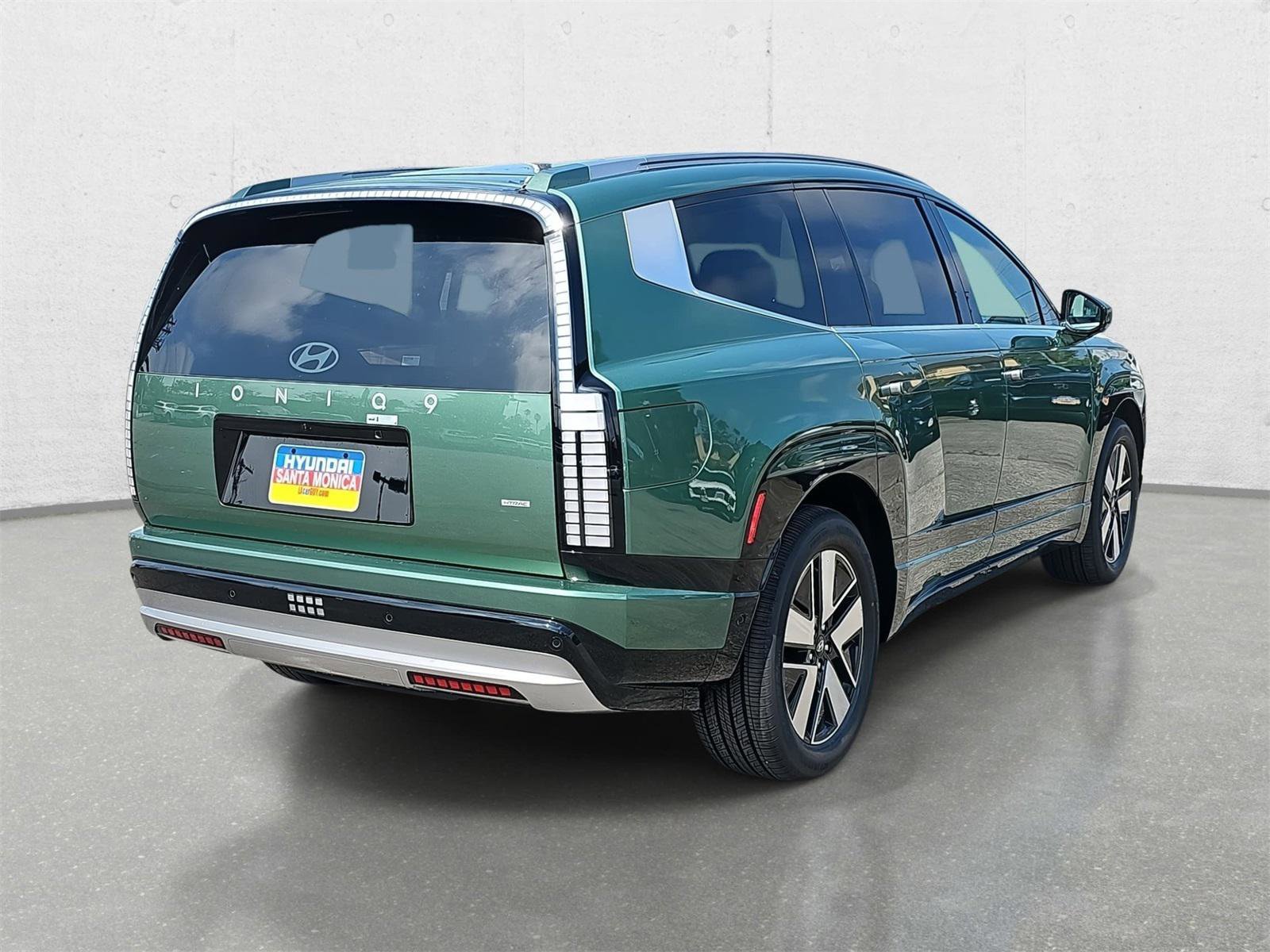 New 2026 Hyundai Ioniq 9 SEL image 3