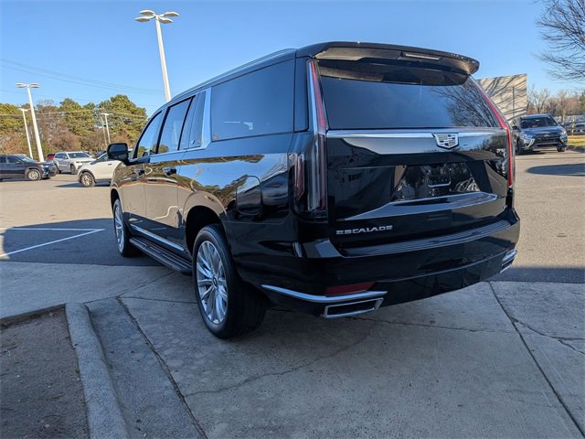 Used 2022 Cadillac Escalade ESV Luxury image 5