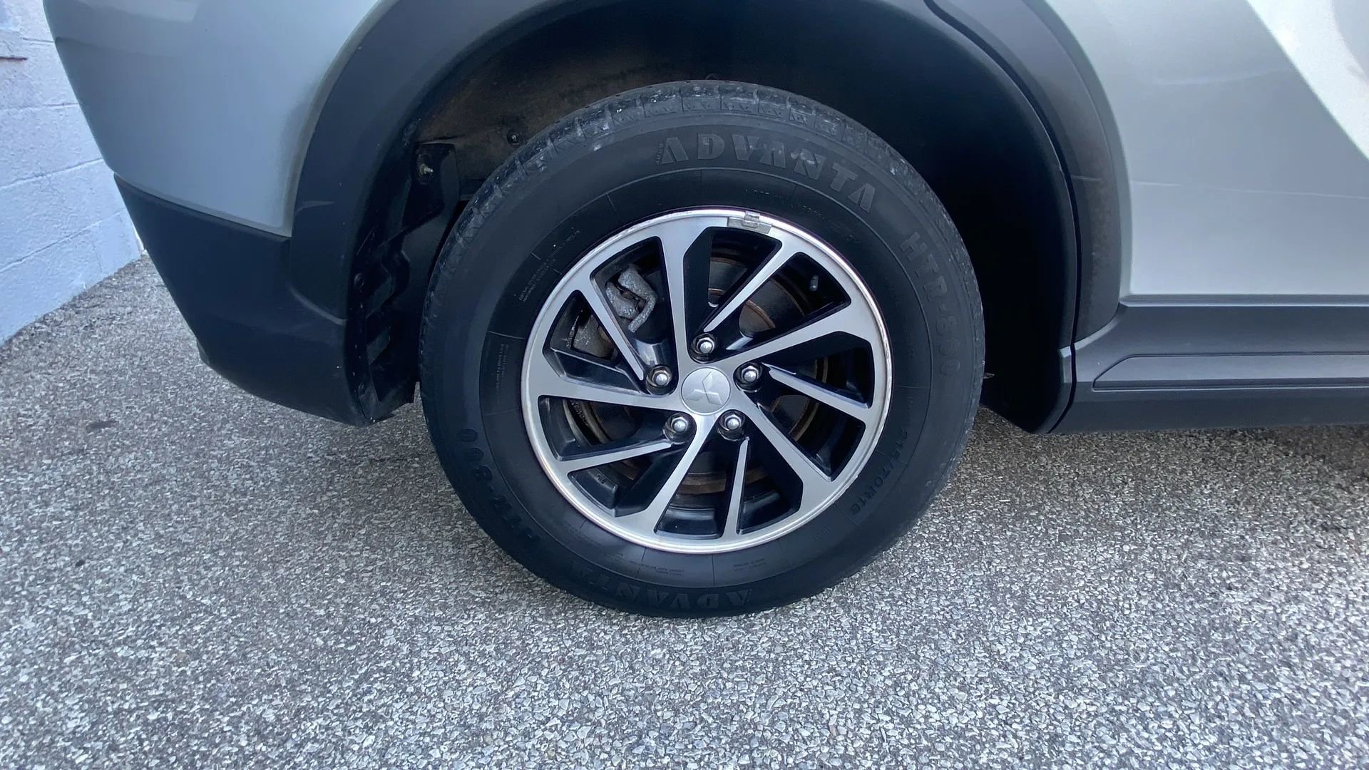 Used 2020 Mitsubishi Eclipse Cross ES FWD image 20