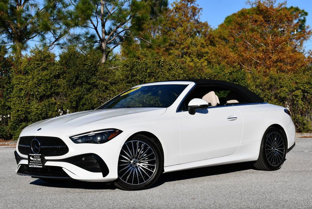 Used 2025 Mercedes-Benz CLE 300 4MATIC Cabriolet image 25