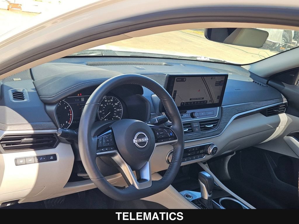 Used 2024 Nissan Altima 2.5 SL FWD image 13