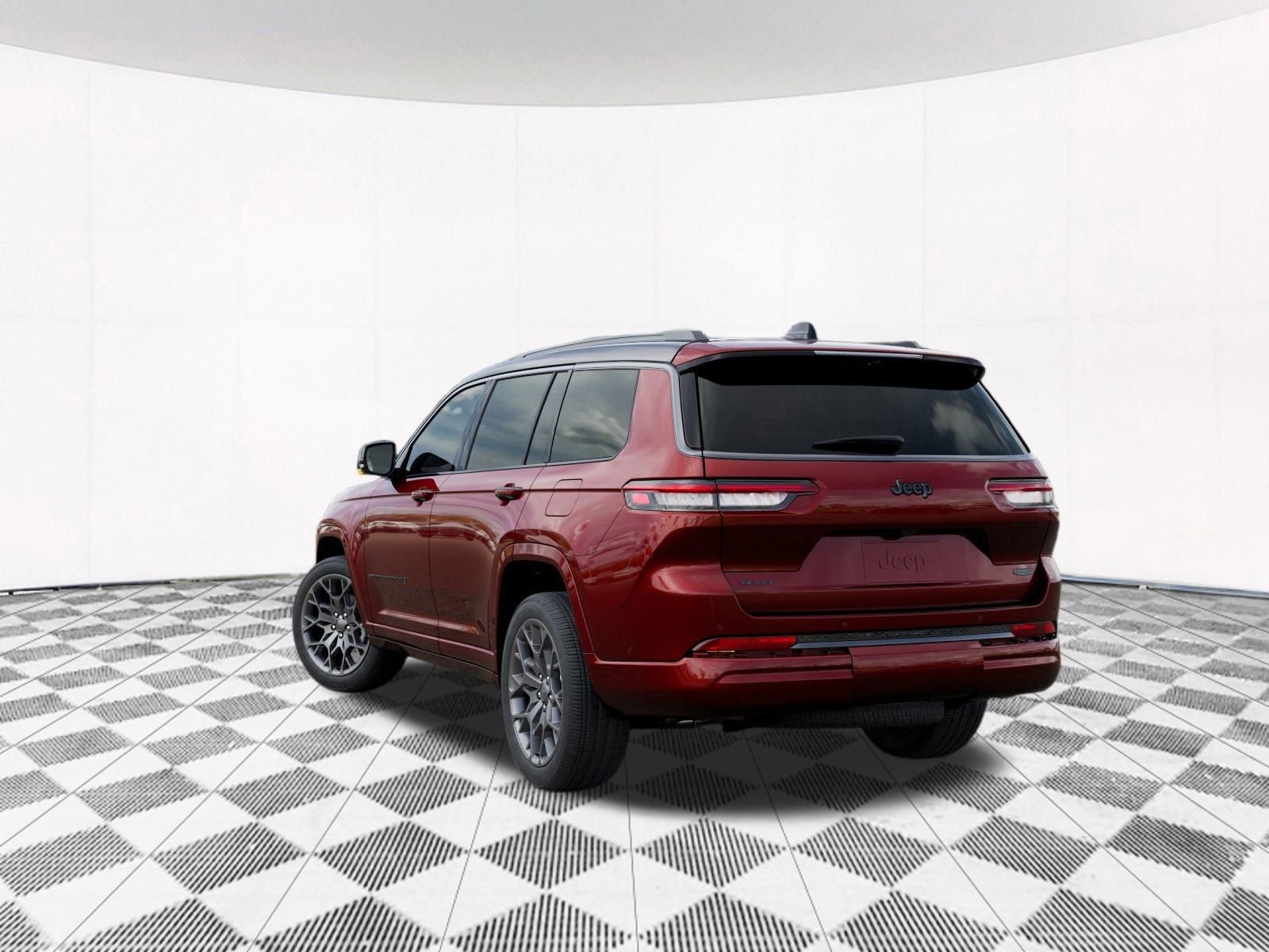 New 2026 Jeep Grand Cherokee L Summit image 4