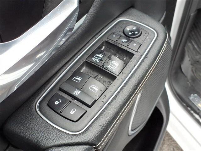 Certified 2021 RAM 1500 Laramie image 15