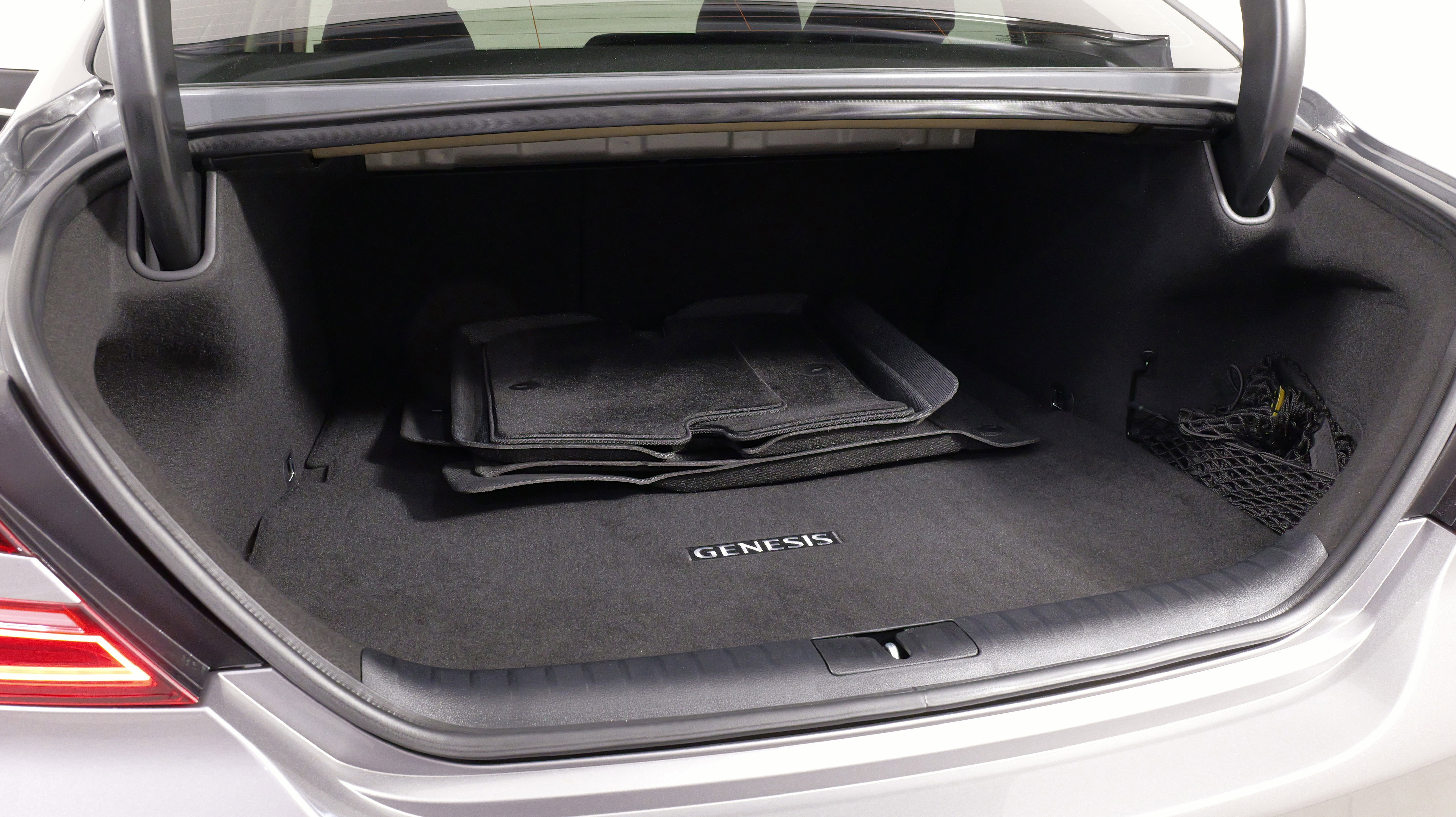 Used 2026 Genesis G70 2.5T Prestige image 58