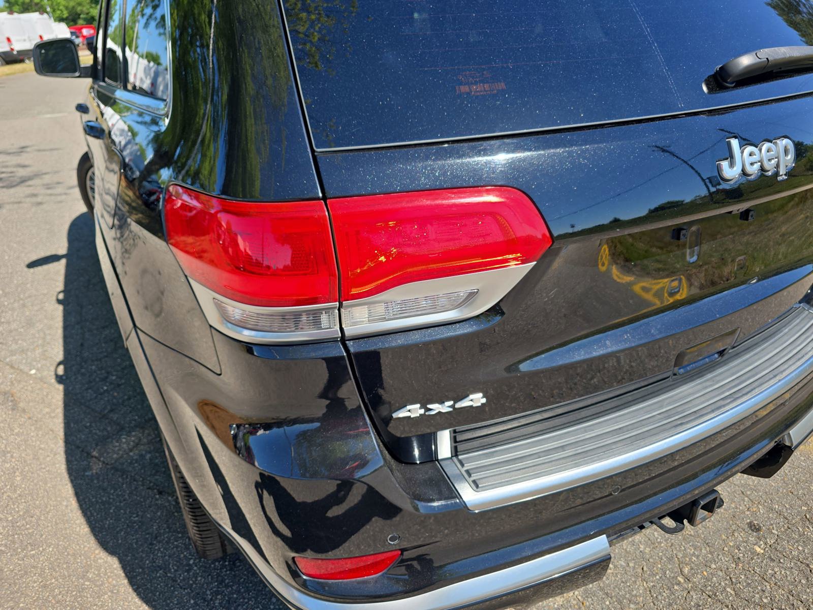 Used 2017 Jeep Grand Cherokee Summit w/ Platinum Series Group AWD/4WD image 37