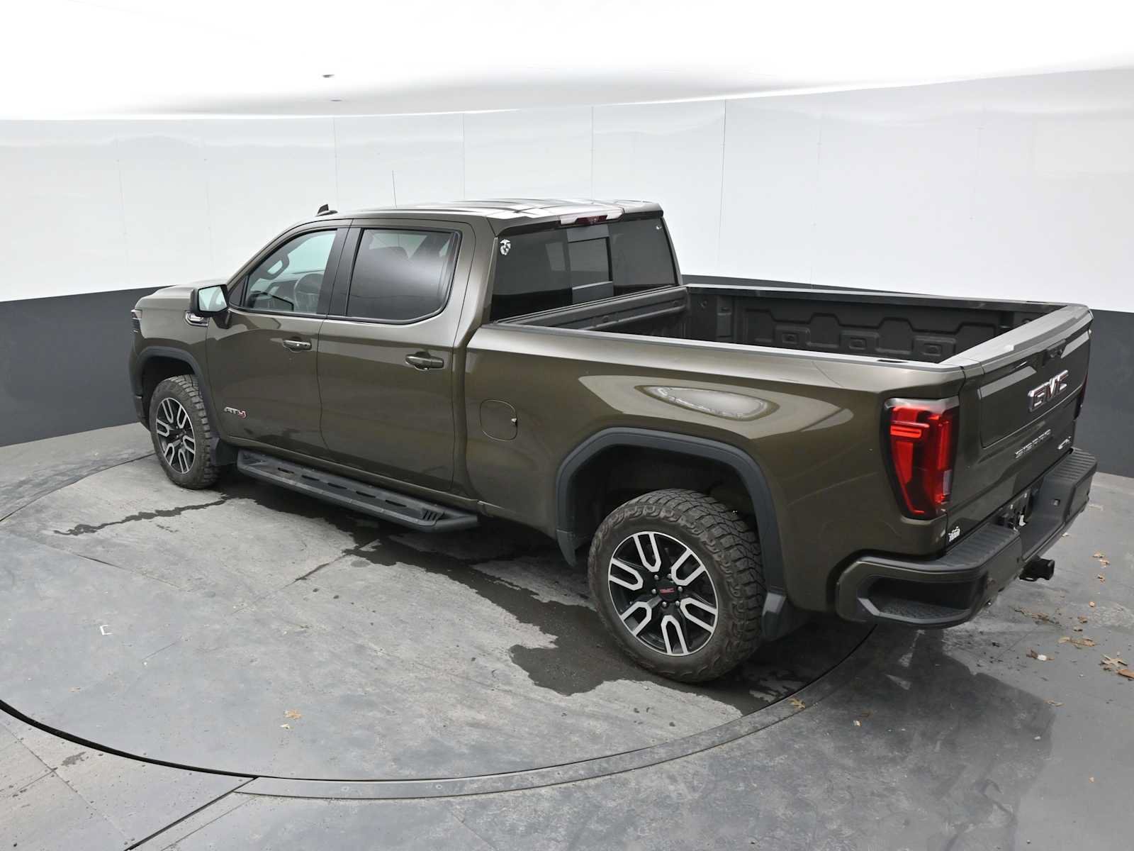 Used 2023 GMC Sierra 1500 AT4 w/ AT4 Premium Package AWD/4WD image 27