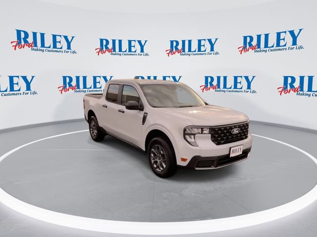 New 2025 Ford Maverick XLT w/ Equipment Group 302A AWD/4WD image 2