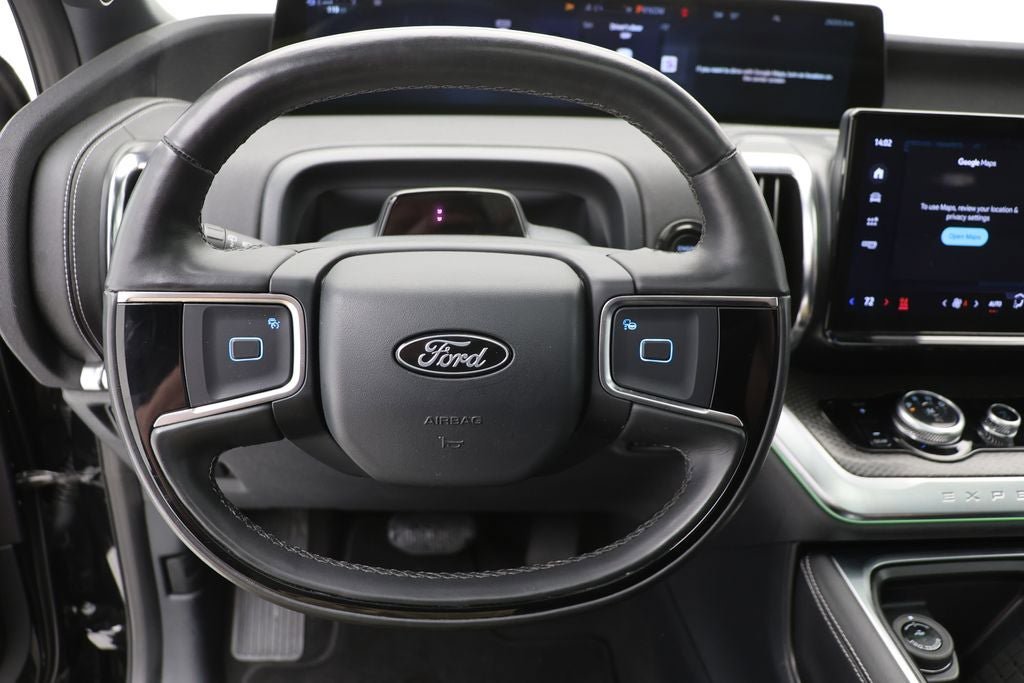 Used 2025 Ford Expedition Platinum w/ Stealth Appearance Package AWD/4WD image 18