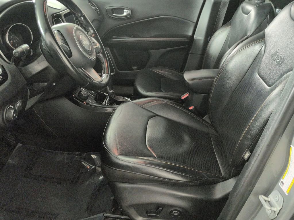 Used 2020 Jeep Compass Limited image 12