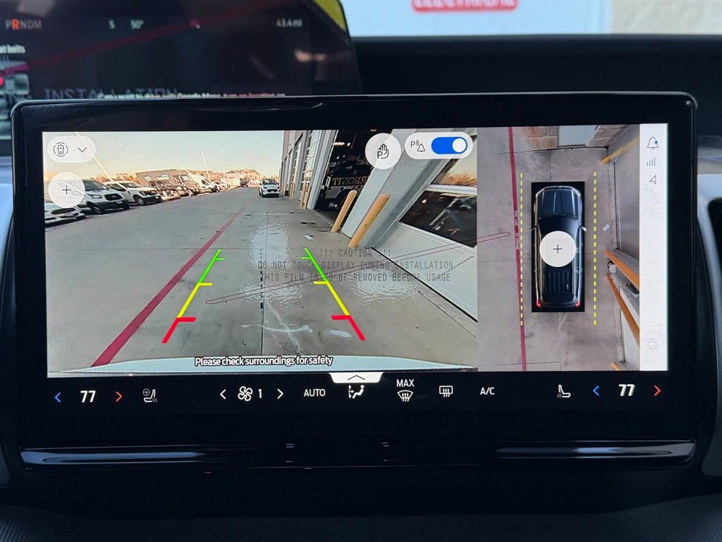 New 2025 Ford Expedition Active image 8