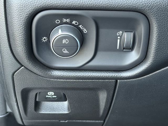Used 2023 RAM 1500 Big Horn image 33
