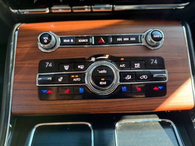 Used 2020 Lincoln Aviator Reserve w/ Equipment Group 201A image 32