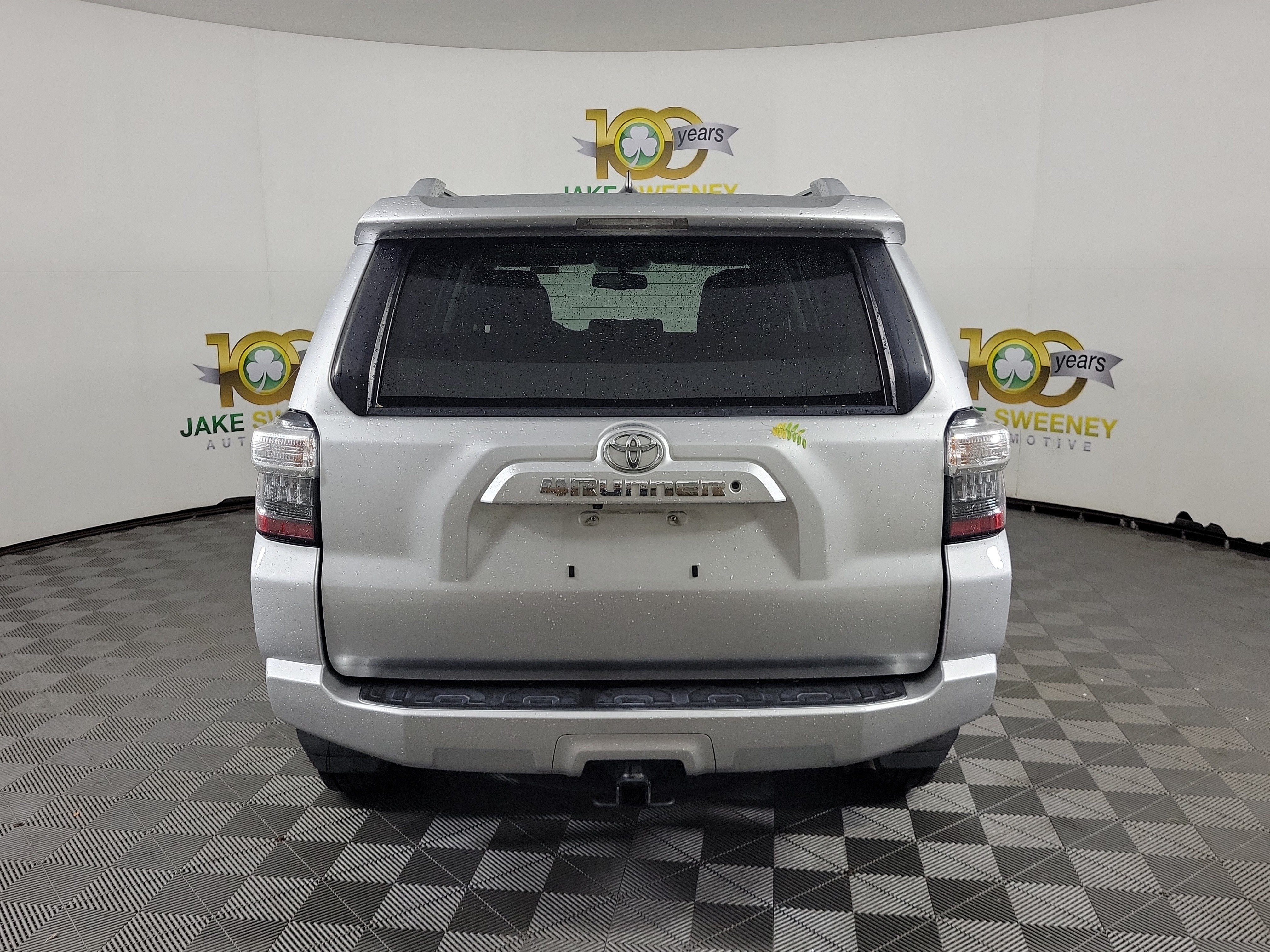 Used 2018 Toyota 4Runner SR5 Premium AWD/4WD image 3
