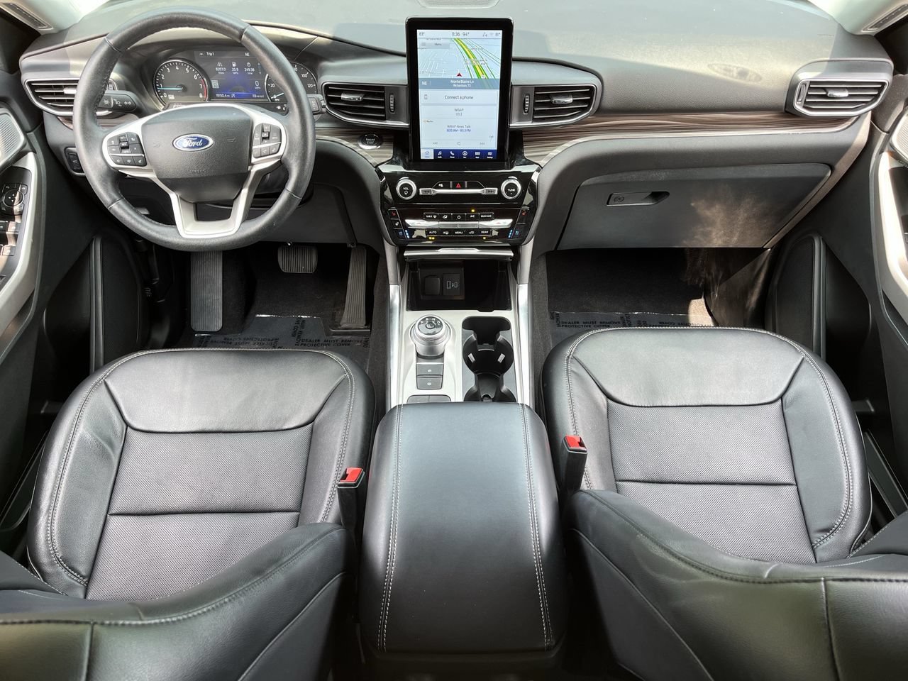 Used 2024 Ford Explorer Limited w/ Limited Technology Package RWD image 9