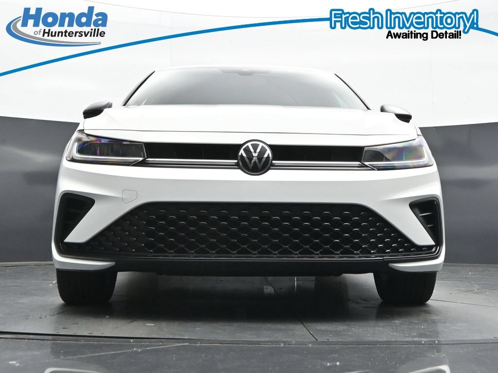 Used 2025 Volkswagen Jetta Sport FWD image 27