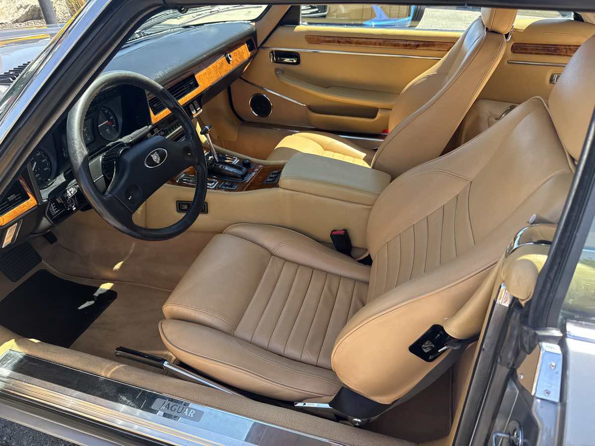 Used 1989 Jaguar XJS V12 Convertible RWD image 12