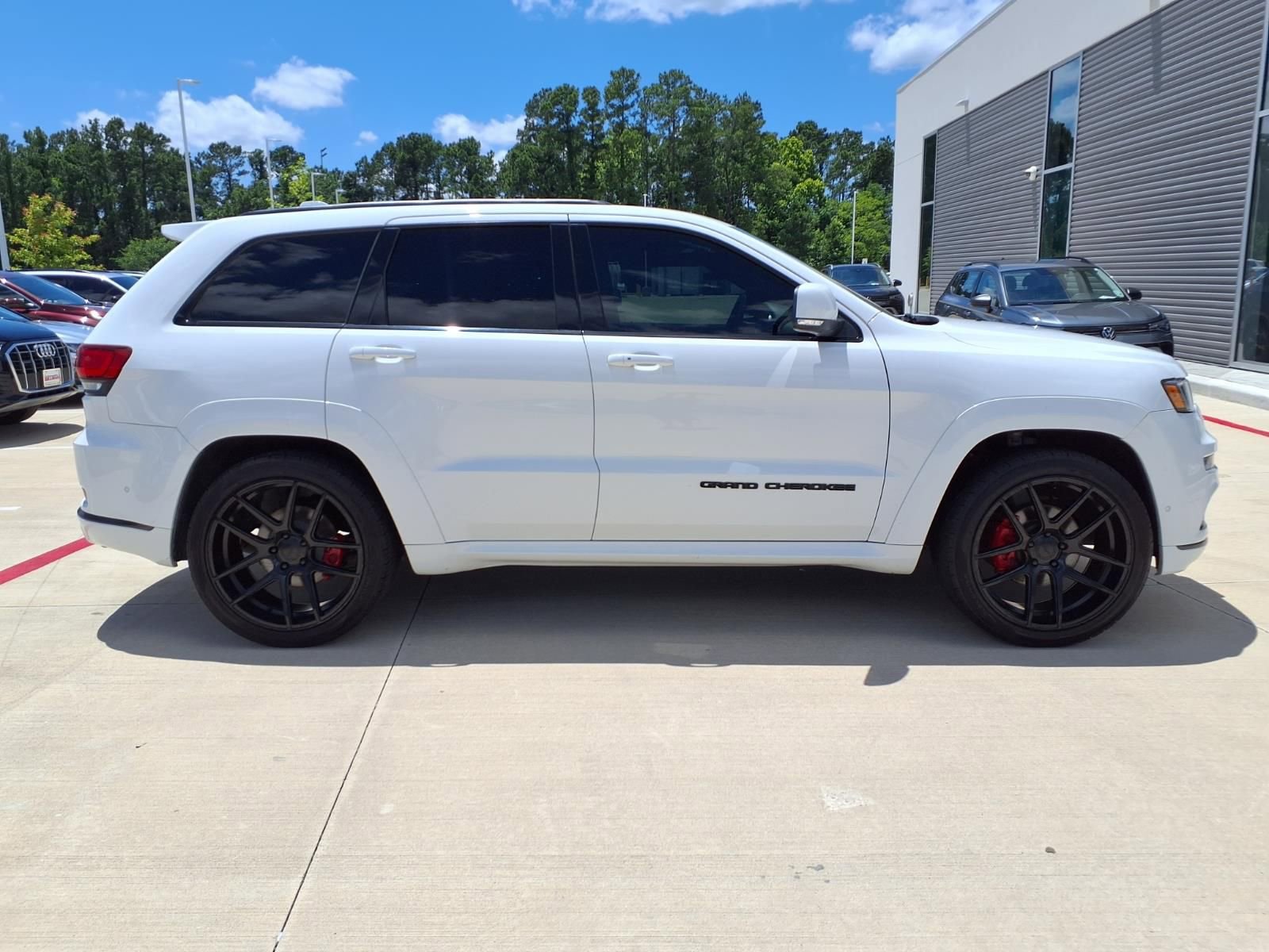 Used 2020 Jeep Grand Cherokee High Altitude RWD image 3