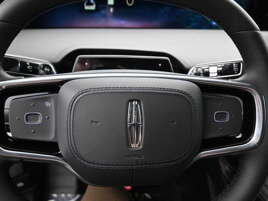 New 2026 Lincoln Nautilus Premier image 20