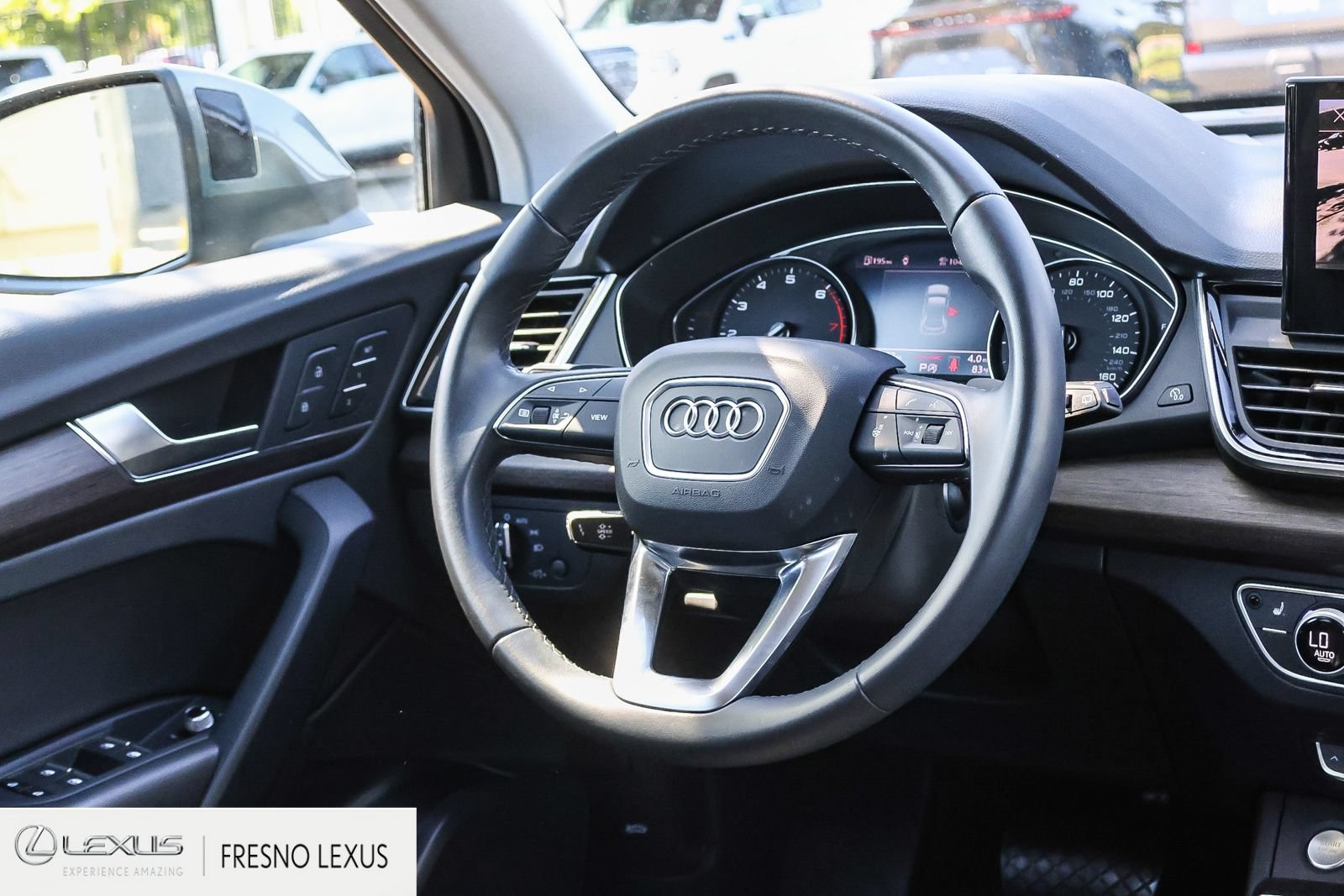 Used 2023 Audi Q5 2.0T Premium w/ Convenience Package AWD/4WD image 18