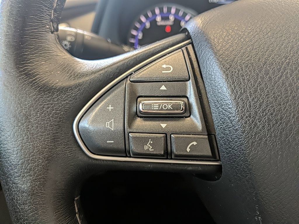 Used 2017 INFINITI Q50 3.0t Premium w/ 3.0T Premium Plus Package AWD/4WD image 19