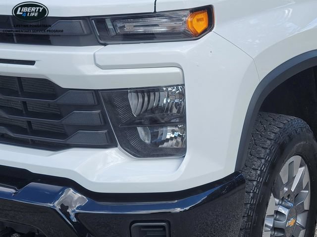 Used 2024 Chevrolet Silverado 2500 Custom w/ Custom Convenience Package AWD/4WD image 9