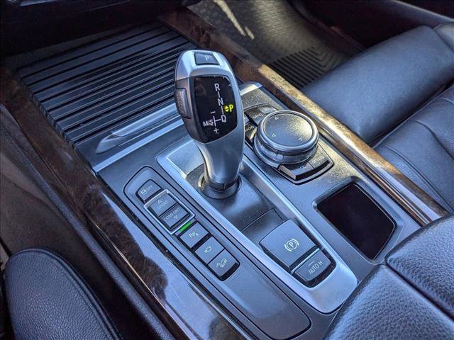 Used 2015 BMW X5 xDrive35d image 12