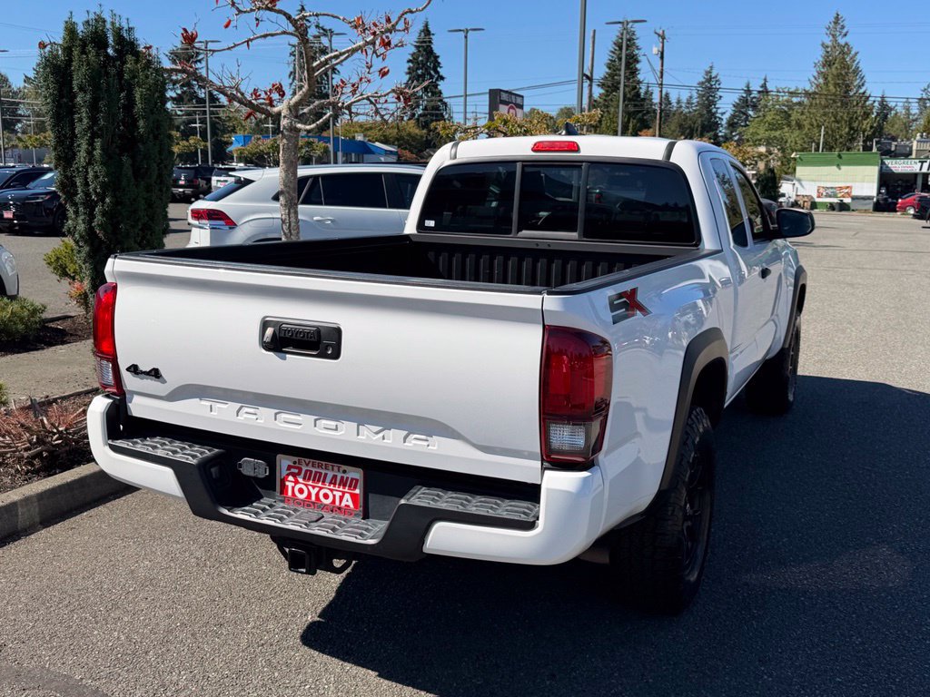 Certified 2022 Toyota Tacoma SR w/ SX Package AWD/4WD image 7