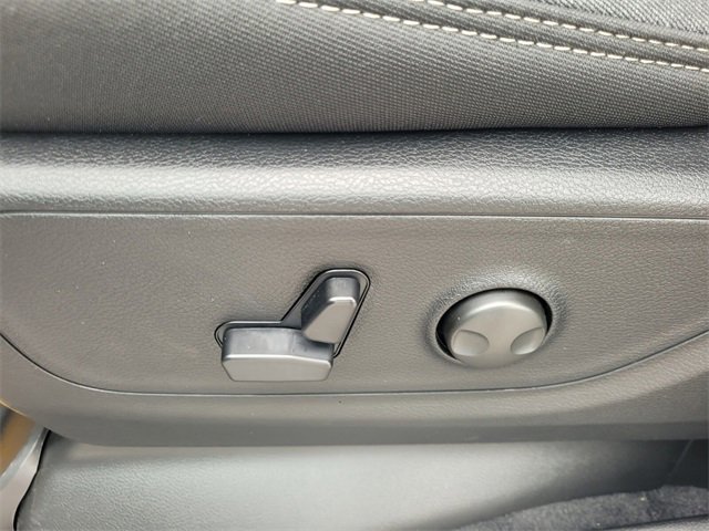 New 2026 RAM 1500 4x4 Crew Cab image 6