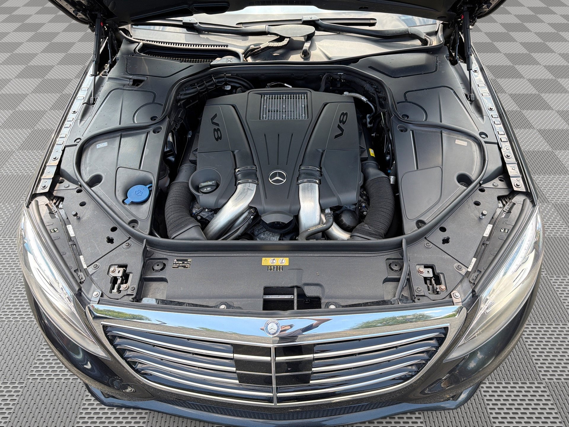 Used 2015 Mercedes-Benz S 550 4MATIC Sedan image 18