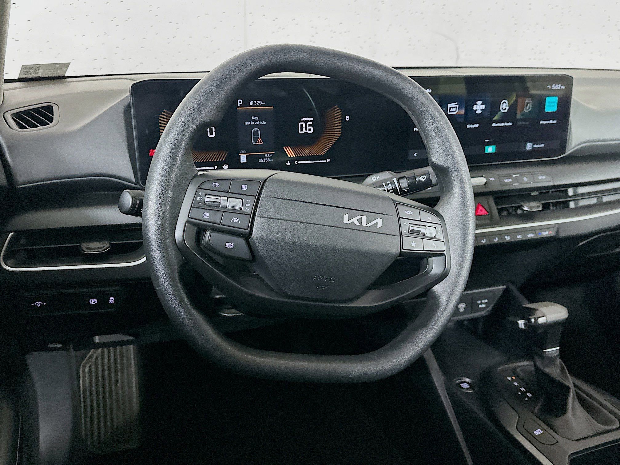 Used 2025 Kia K4 LXS image 18