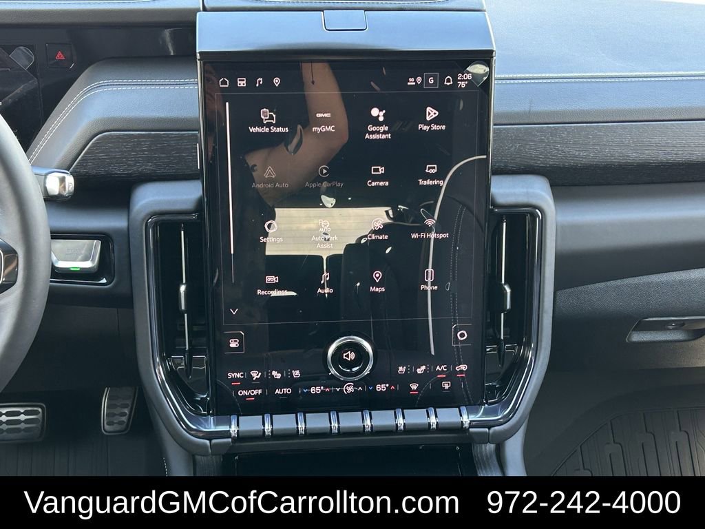 New 2026 GMC Yukon AT4 Ultimate w/ LPO, Floor Liner Package image 13