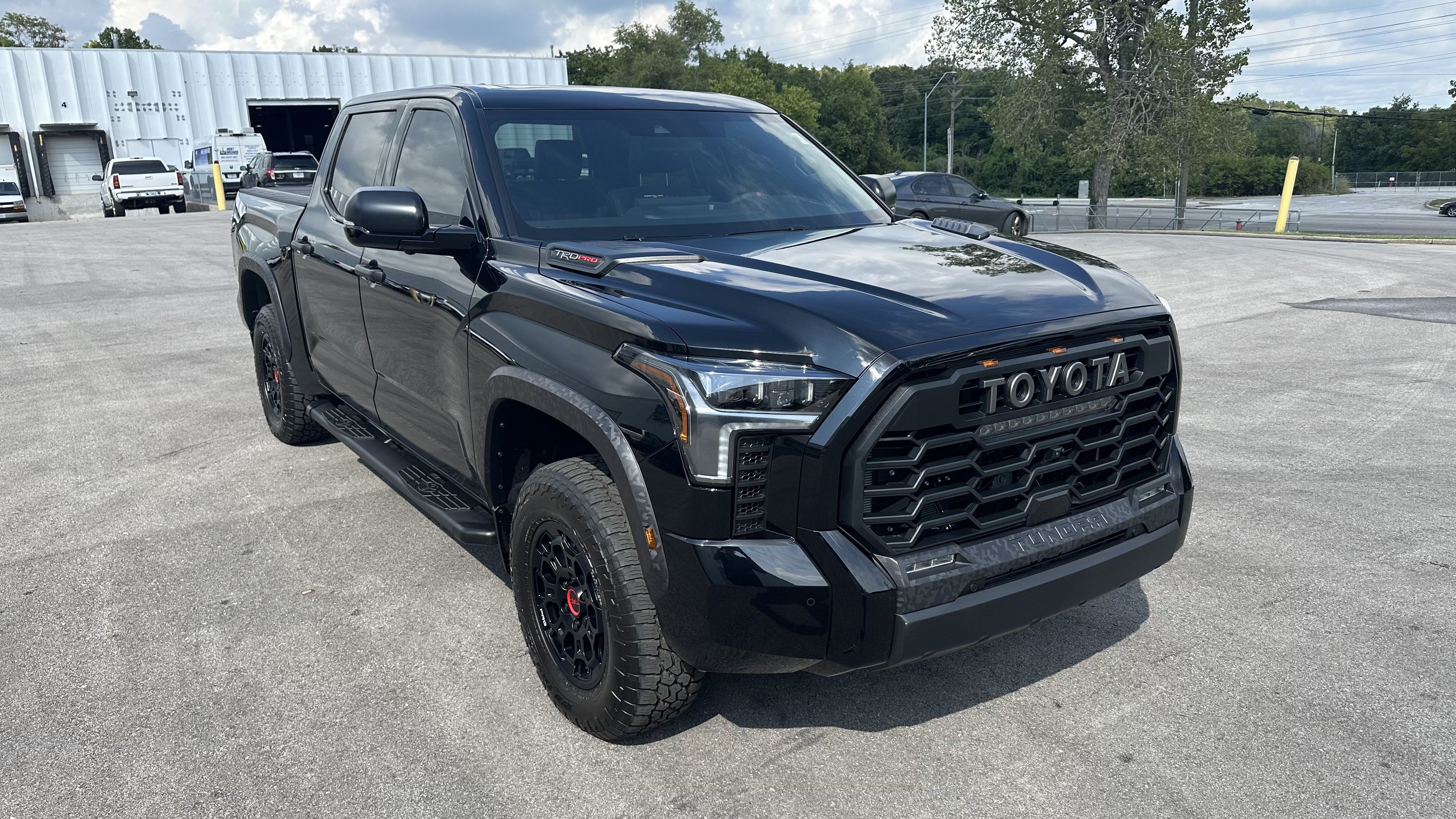 Used 2025 Toyota Tundra TRD Pro AWD/4WD image 2
