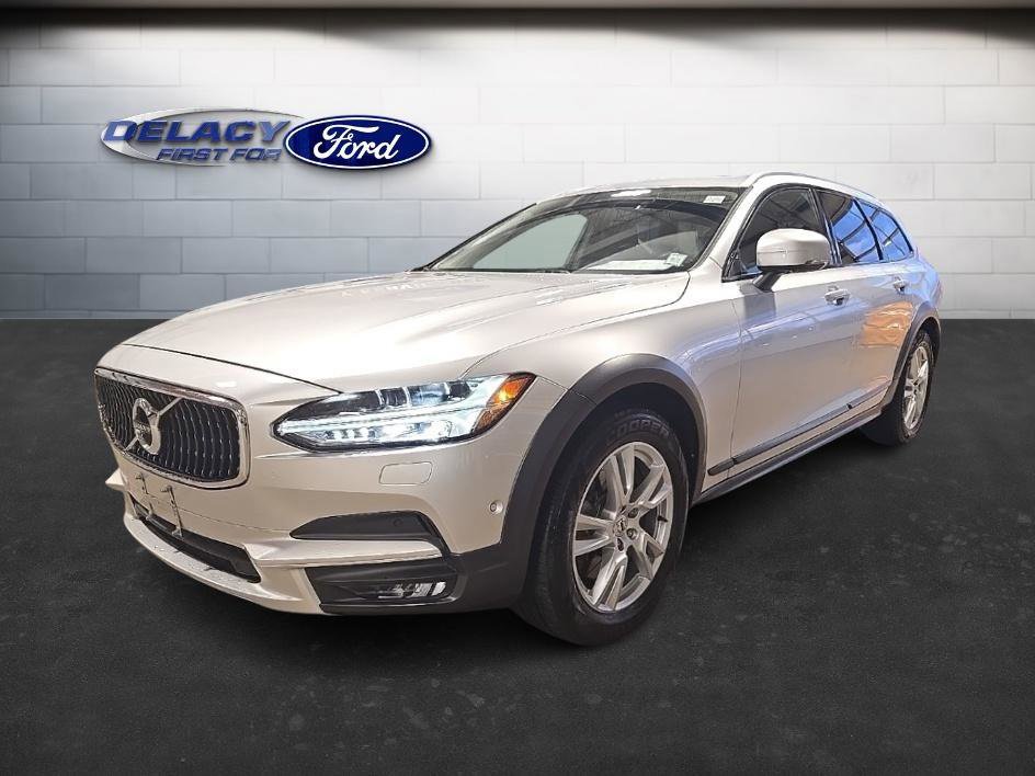Used 2018 Volvo V90 T5 Cross Country w/ Convenience Package