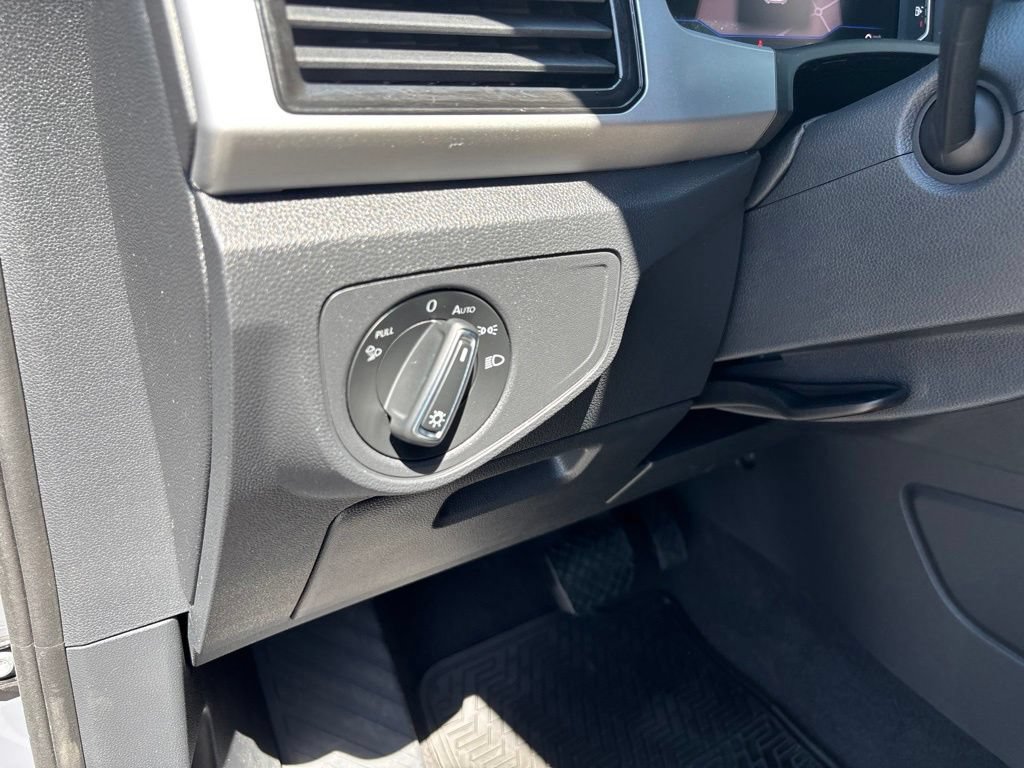 Used 2021 Volkswagen Atlas Cross Sport SEL Premium AWD/4WD image 6