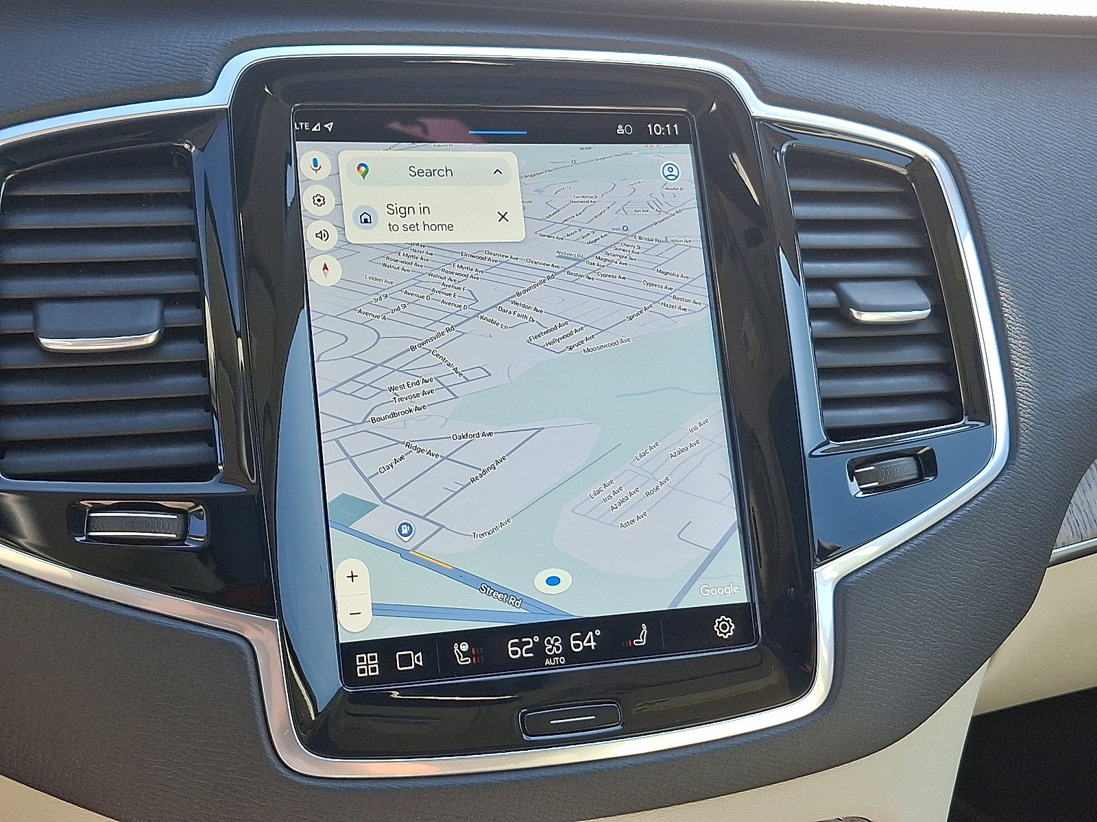 Certified 2024 Volvo XC90 B6 Plus w/ Protection Package image 19