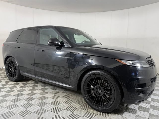 Used 2025 Land Rover Range Rover Sport SE AWD/4WD image 10