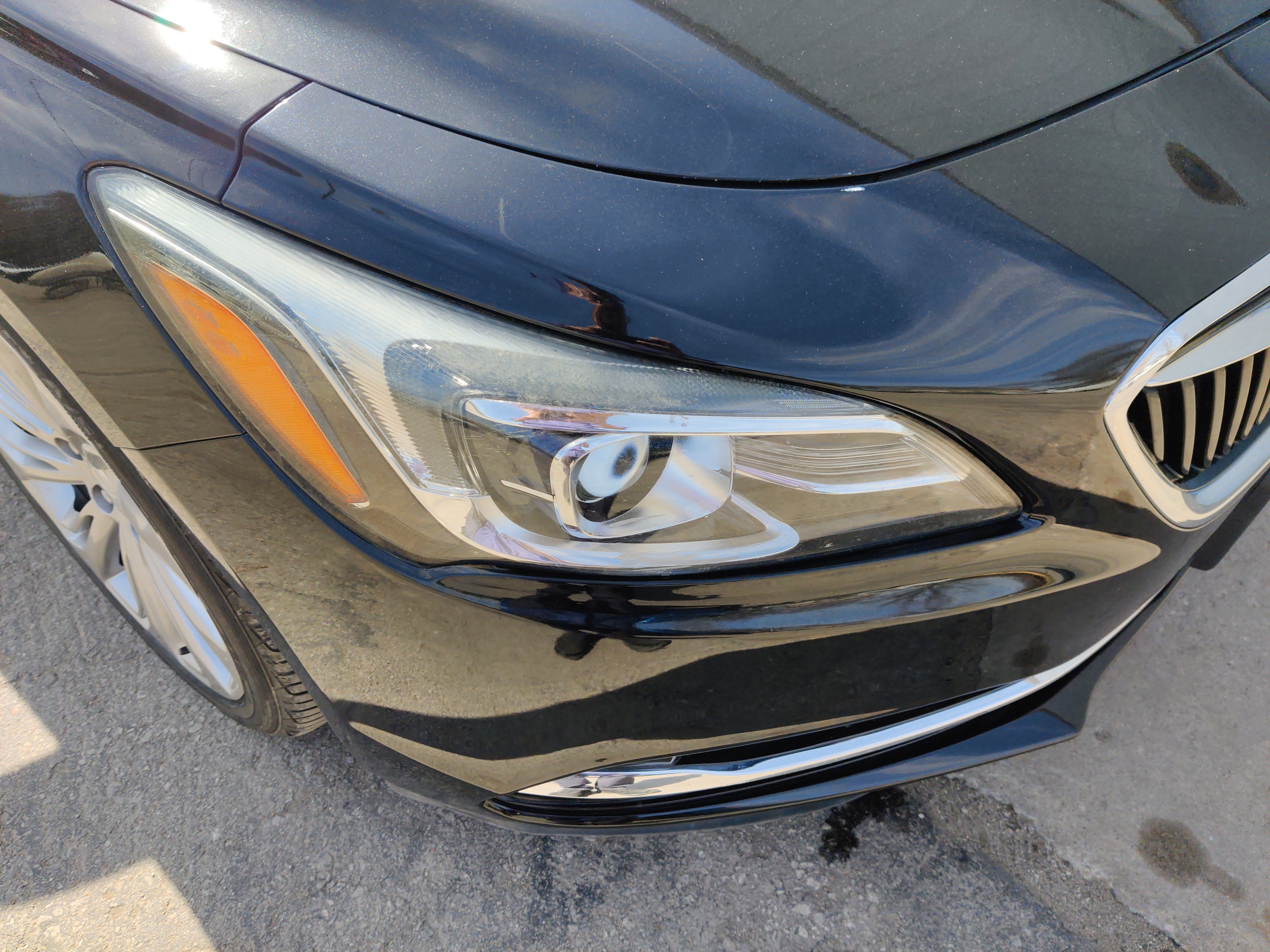 Used 2017 Buick LaCrosse Premium w/ Sun and Shade Package image 4