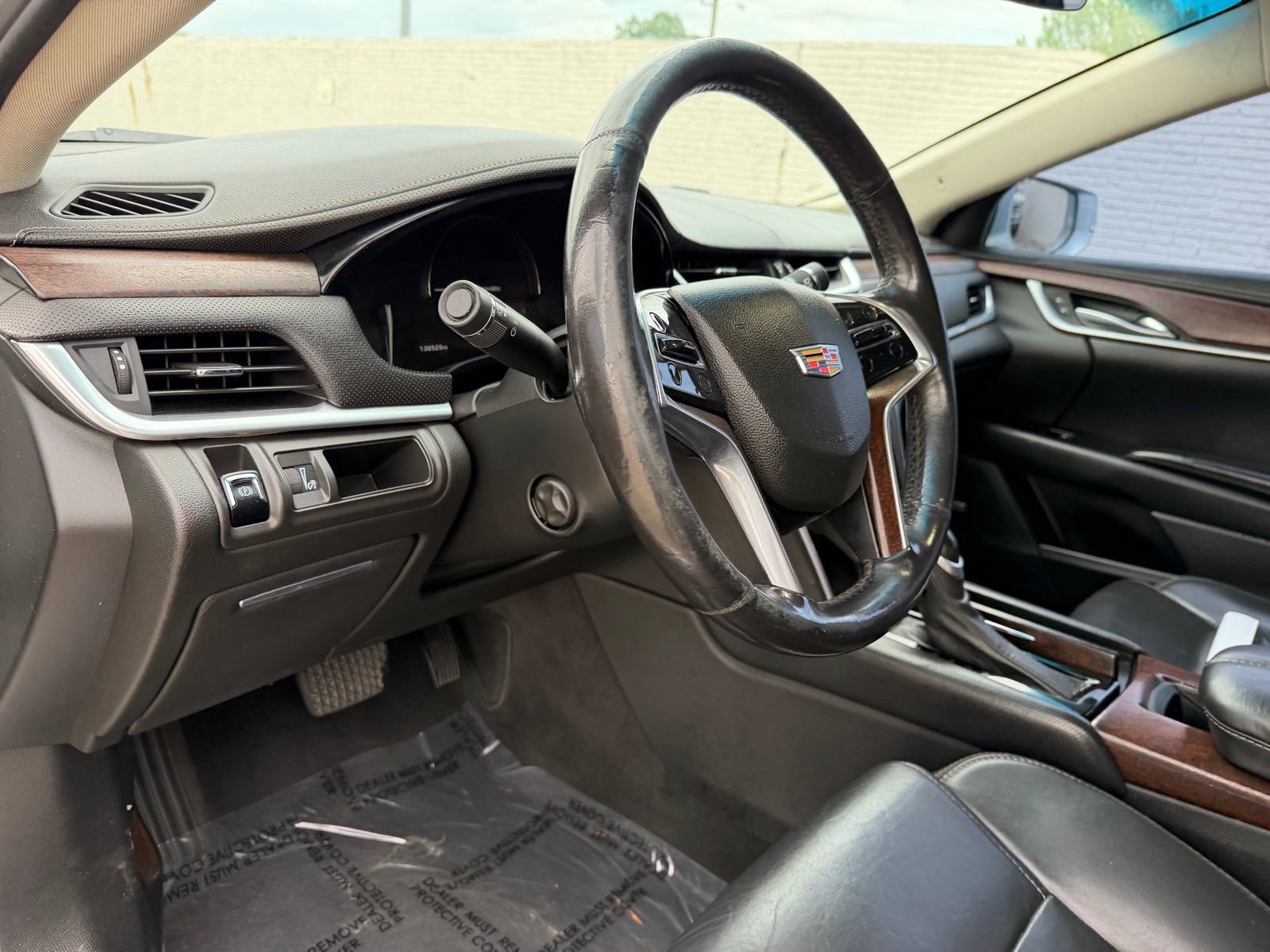 Used 2019 Cadillac XTS Luxury image 16
