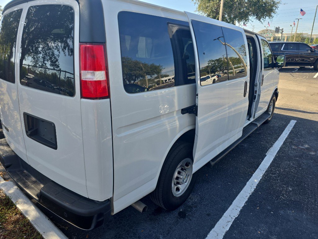 Used 2023 Chevrolet Express 3500 LS image 4