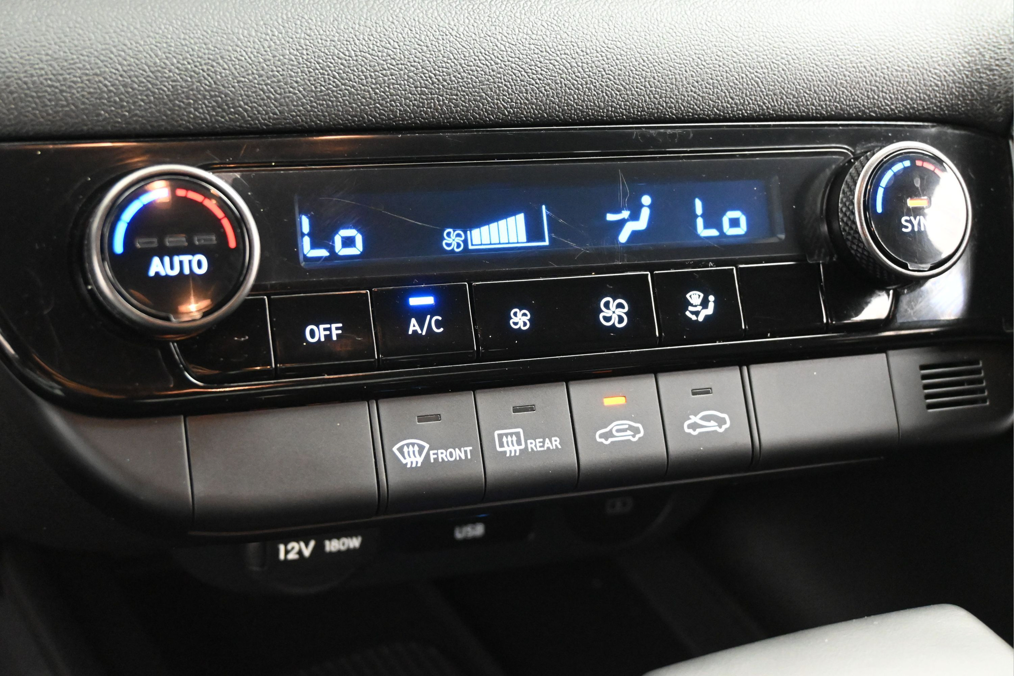Used 2026 Hyundai Elantra Sport FWD image 19