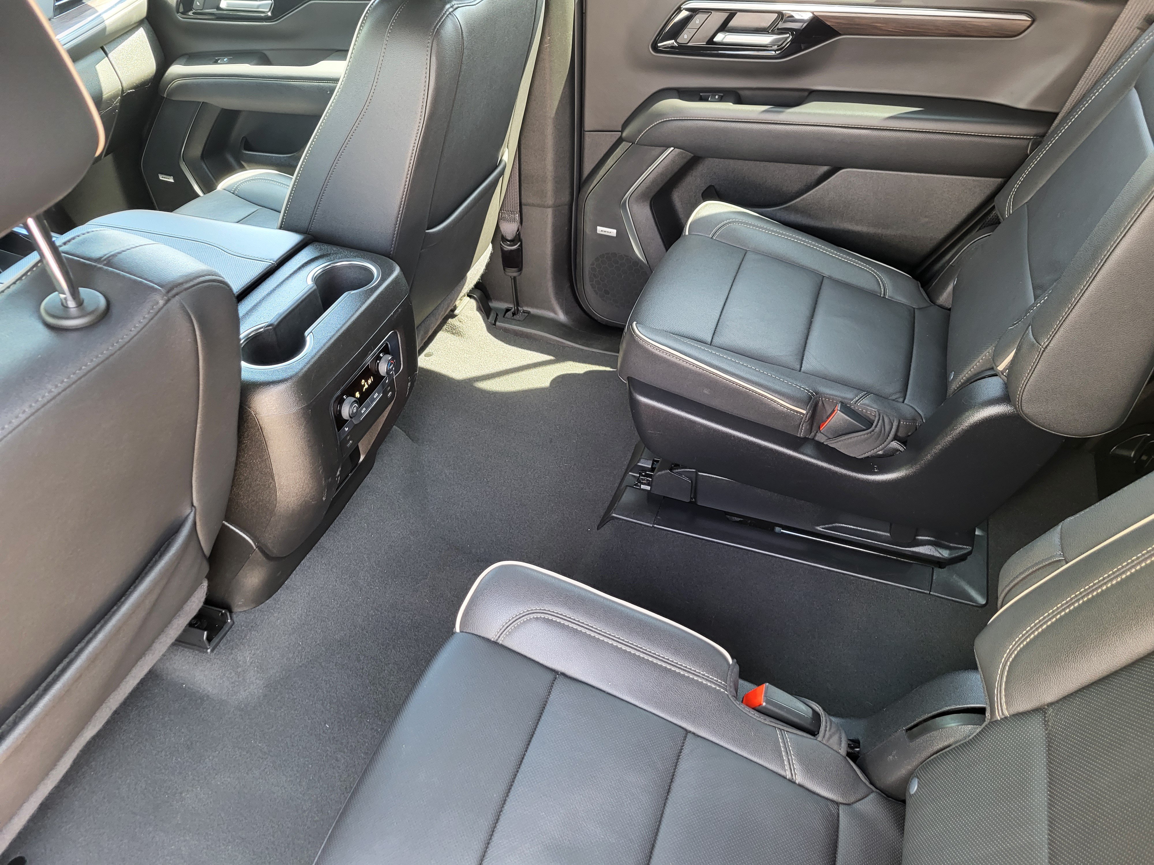Certified 2025 Chevrolet Tahoe Premier AWD/4WD image 22