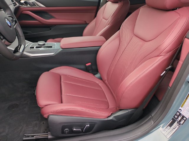 Used 2025 BMW 430i xDrive Coupe w/ Premium Package AWD/4WD image 12