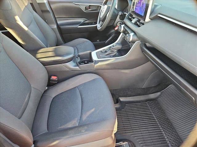 Certified 2024 Toyota RAV4 LE AWD/4WD image 26
