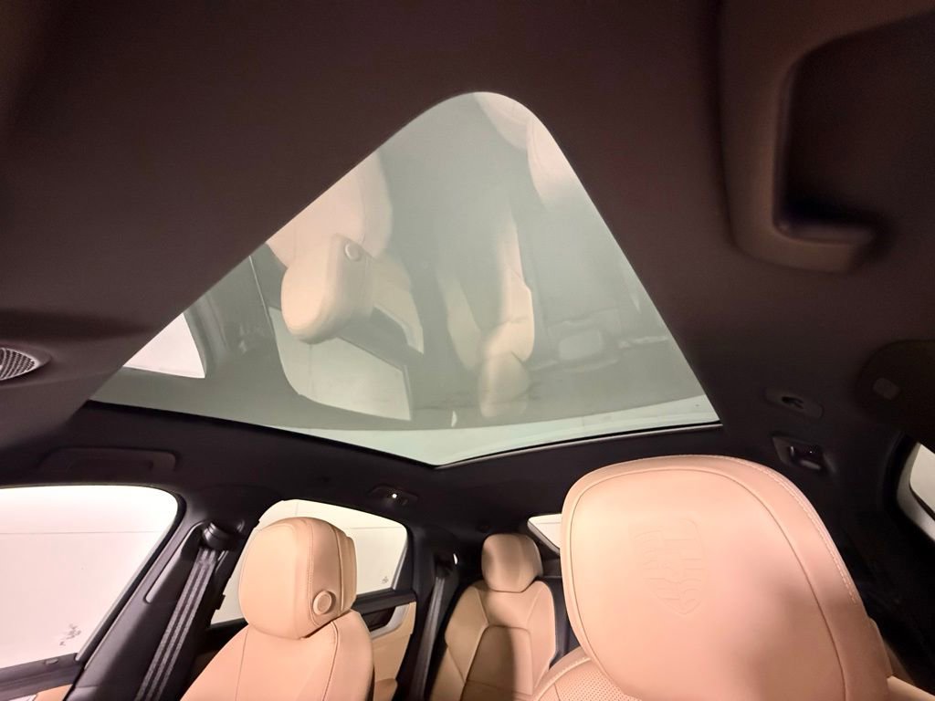 New 2026 Porsche Cayenne Coupe image 30