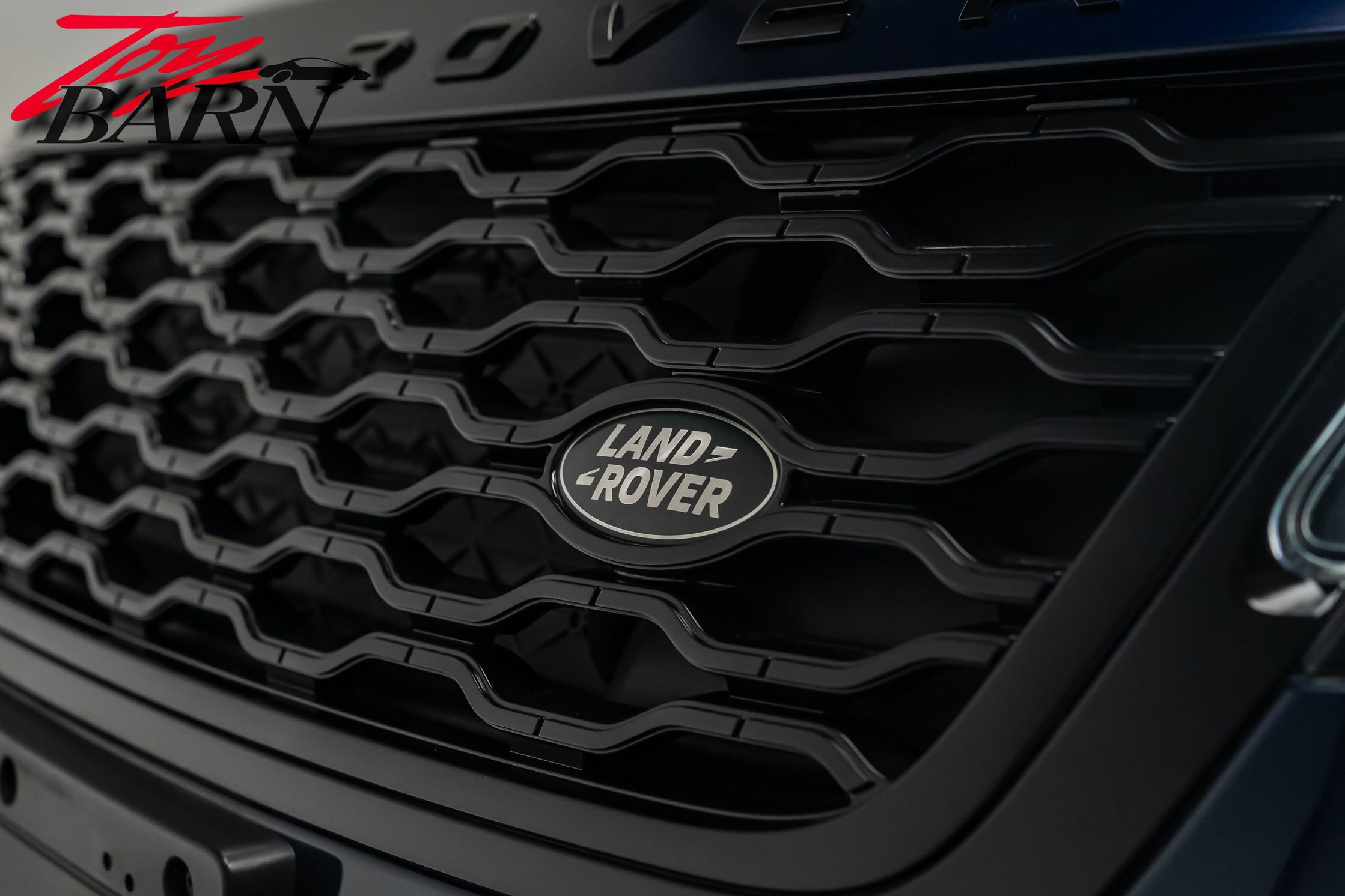 Used 2023 Land Rover Range Rover Velar R-Dynamic S image 10