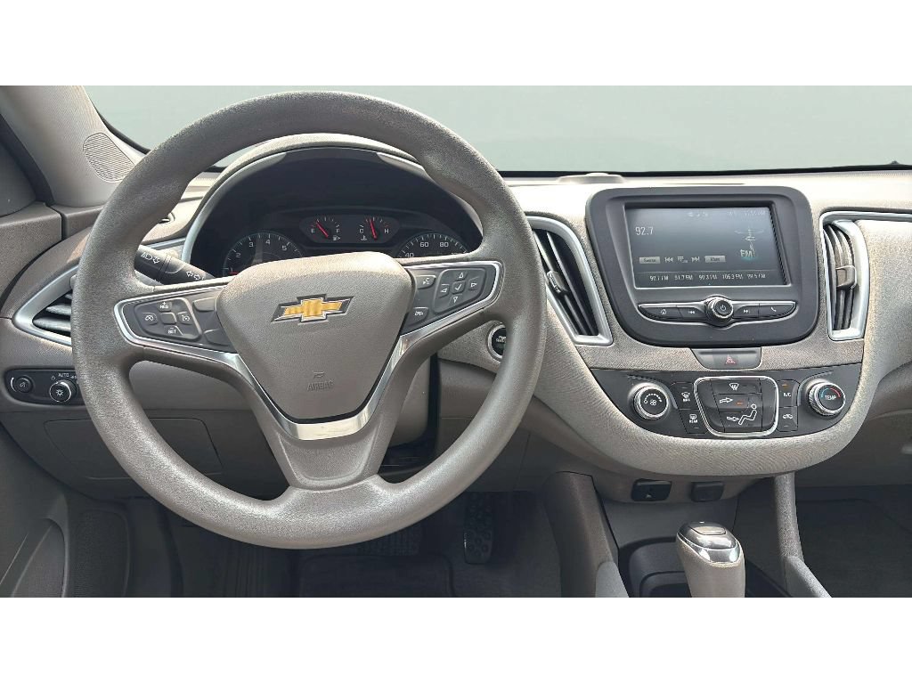 Used 2017 Chevrolet Malibu LS FWD image 13
